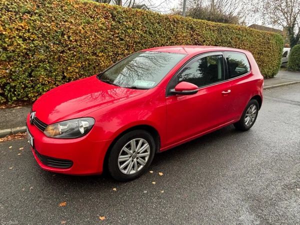 Volkswagen Golf Hatchback, Diesel, 2011, Red