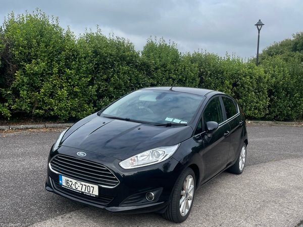 Ford Fiesta Hatchback, Petrol, 2016, Black