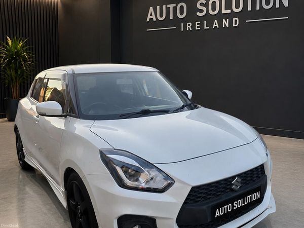 Suzuki Swift Hatchback, Petrol, 2020, White