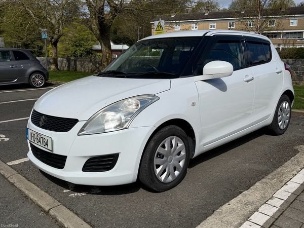 Suzuki Swift Hatchback, Petrol, 2011, White