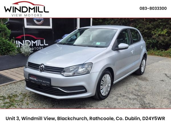 Volkswagen Polo Hatchback, Petrol, 2015, Silver