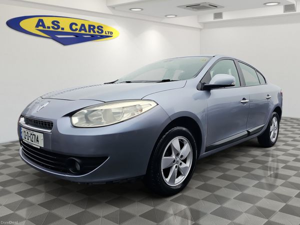 Renault Fluence Saloon, Diesel, 2012, Blue