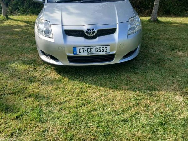 Toyota Auris Hatchback, Diesel, 2007, Silver