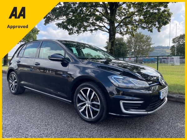 Volkswagen Golf Hatchback, Electric, 2020, Black