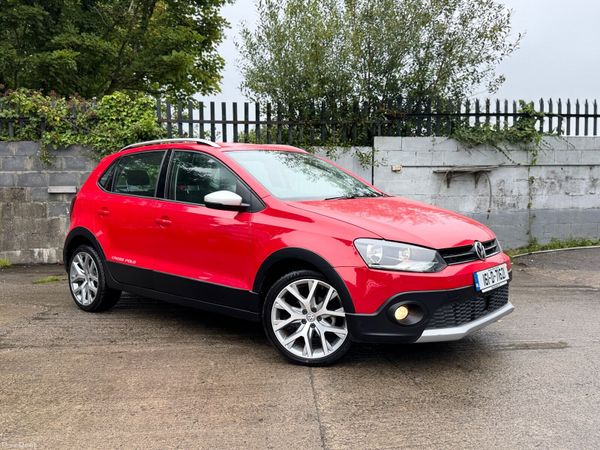 Volkswagen Polo Hatchback, Petrol, 2016, Red