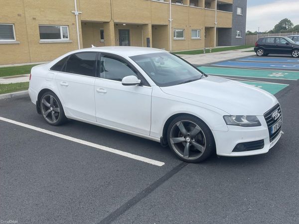 Audi A4 Saloon, Diesel, 2011, White