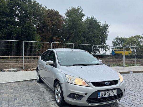Ford Focus Hatchback, Diesel, 2010, Silver