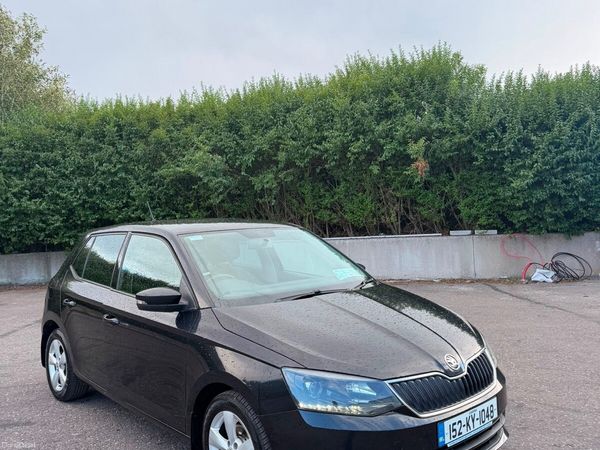 Skoda Fabia Hatchback, Petrol, 2015, Black
