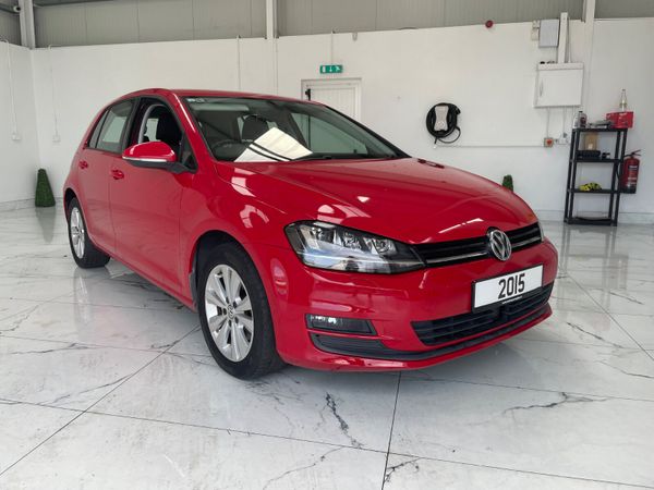 Volkswagen Golf Hatchback, Petrol, 2015, Red