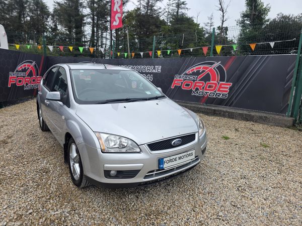 Ford Focus Hatchback, Petrol, 2008, Silver