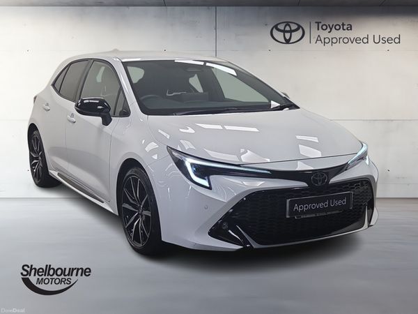 Toyota Corolla Hatchback, Petrol Hybrid, 2023, White