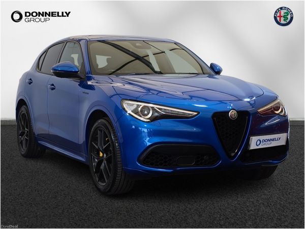 Alfa Romeo Stelvio Estate, Petrol, 2022, Blue
