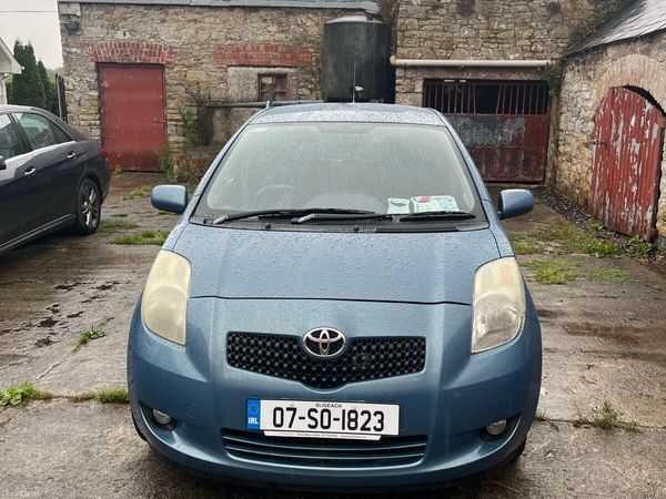 Toyota Yaris Hatchback, Petrol, 2007, Blue