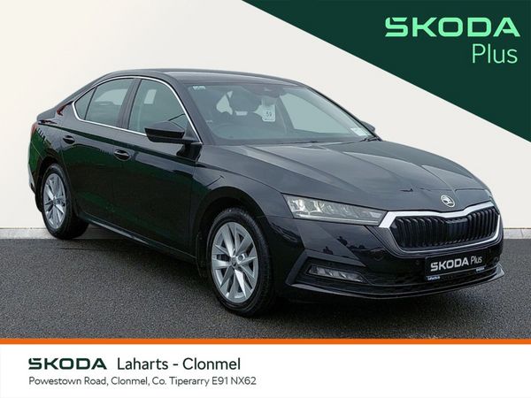 Skoda Octavia Saloon, Diesel, 2023, Black
