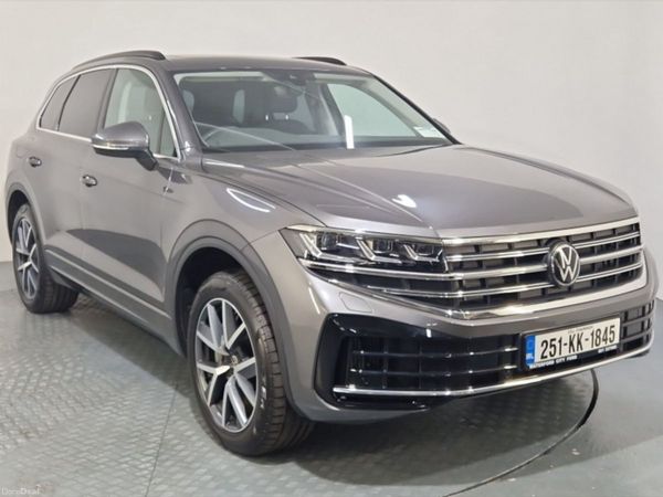 Volkswagen Touareg SUV, Petrol Plug-in Hybrid, 2025, Grey
