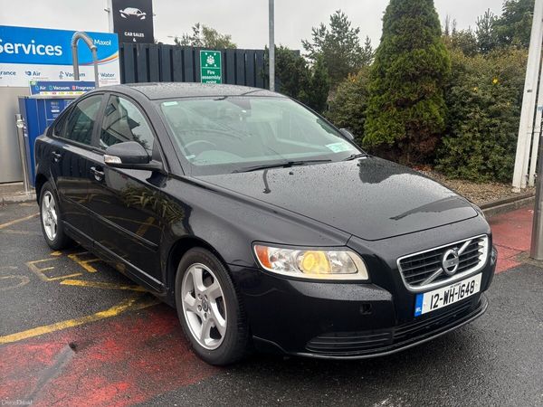 Volvo S40 Saloon, Diesel, 2012, Black