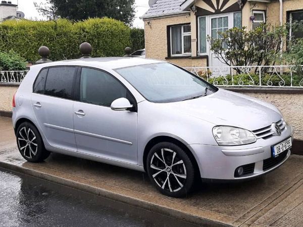 Volkswagen Golf Hatchback, Petrol, 2008, Silver