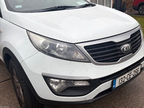 Kia Sportage SUV, Diesel, 2013, White
