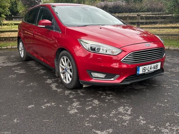 Ford Focus Hatchback, Diesel, 2015, Red