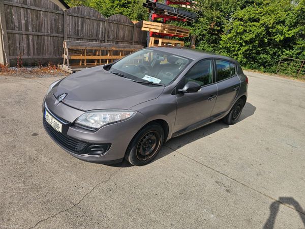 Renault Megane Hatchback, Diesel, 2013, Grey