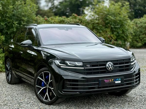 Volkswagen Touareg SUV, Petrol Plug-in Hybrid, 2024, Black