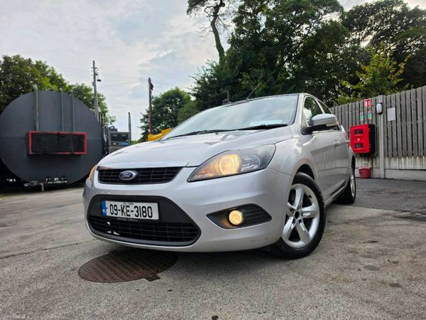 Ford Focus Hatchback, Diesel, 2009, Silver