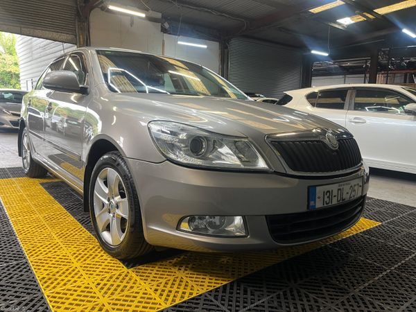 Skoda Octavia Saloon, Diesel, 2013, Beige