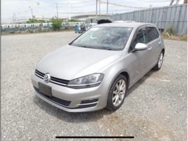 Volkswagen Golf Hatchback, Petrol, 2015, Silver