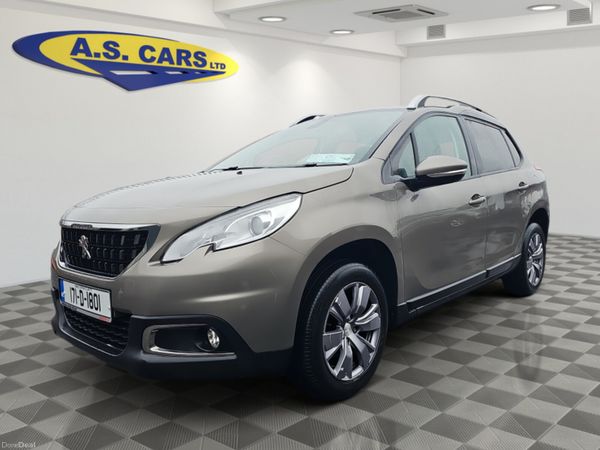 Peugeot 2008 Hatchback, Petrol, 2017, Grey