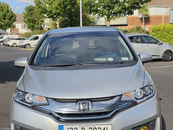 Honda Fit Hatchback, Petrol Hybrid, 2013, Silver