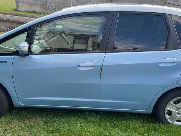 Honda Fit Hatchback, Petrol Hybrid, 2013, Blue