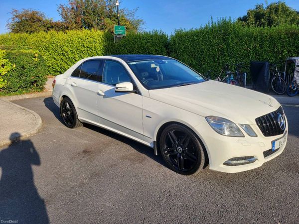 Mercedes-Benz E-Class Saloon, Diesel, 2011, White