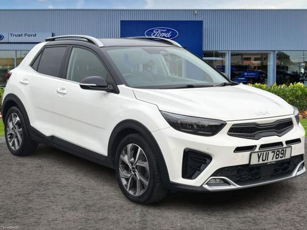 Kia Stonic SUV, Petrol Hybrid, 2023, White