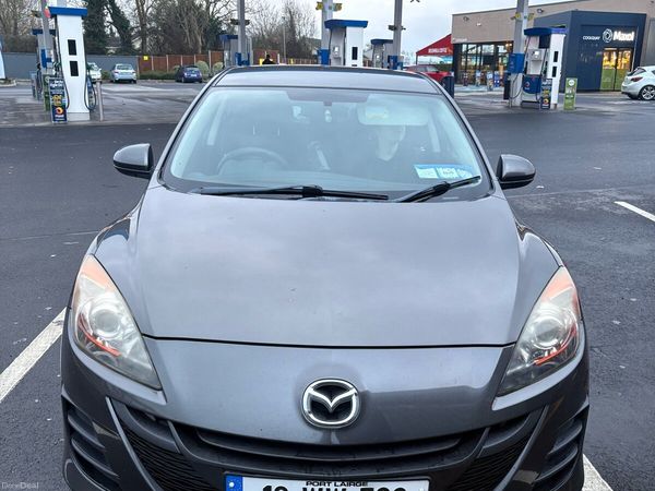 Mazda Mazda3 Saloon, Diesel, 2012, Grey