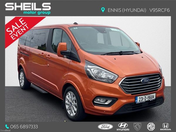 Ford Tourneo Custom MPV, Diesel, 2023, Orange