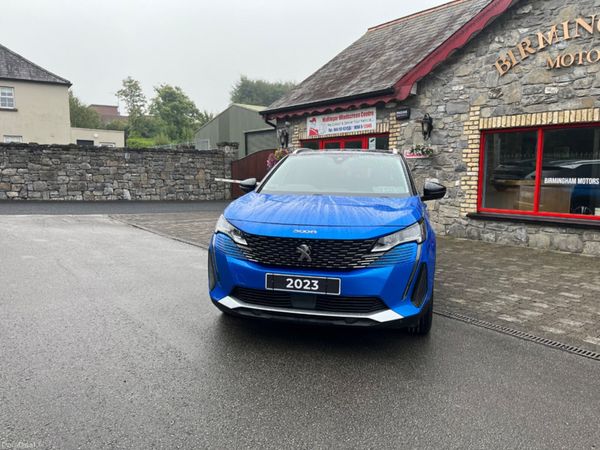 Peugeot 3008 MPV, Petrol Hybrid, 2023, Blue