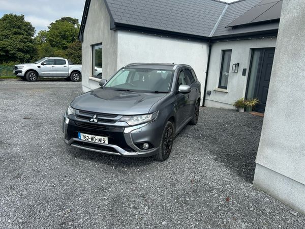 Mitsubishi Outlander SUV, Petrol Plug-in Hybrid, 2016, Grey