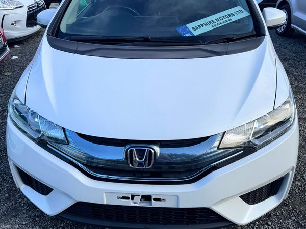 Honda Fit Hatchback, Petrol Hybrid, 2015, White