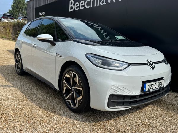 Volkswagen ID.3 Hatchback, Electric, 2022, White