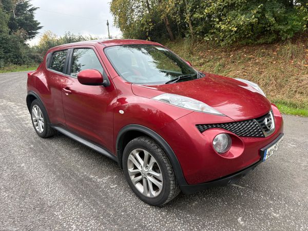 Nissan Juke SUV, Diesel, 2014, Red