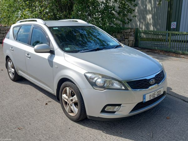 Kia Ceed Estate, Diesel, 2011, Silver