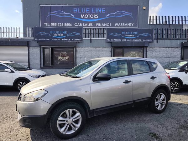 Nissan Qashqai Hatchback, Diesel, 2013, Silver