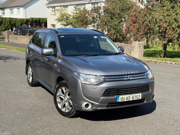 Mitsubishi Outlander SUV, Petrol Plug-in Hybrid, 2015, Grey