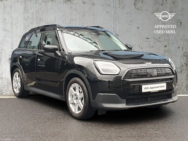 Mini Countryman SUV, Electric, 2026, Black