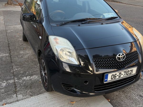 Toyota Yaris Hatchback, Petrol, 2006, Black
