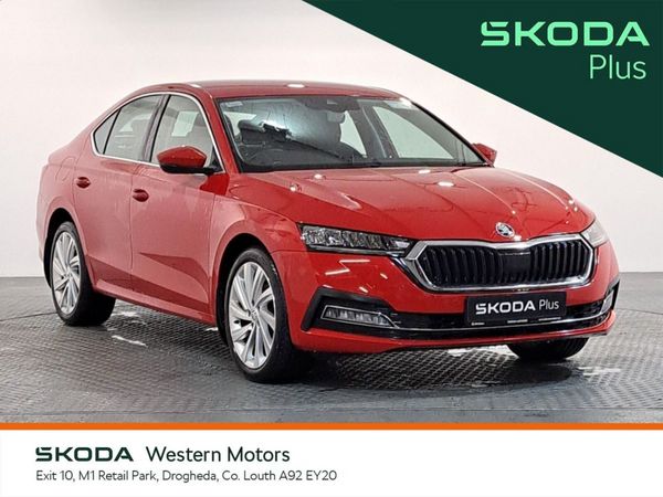 Skoda Octavia Saloon, Petrol, 2023, Red