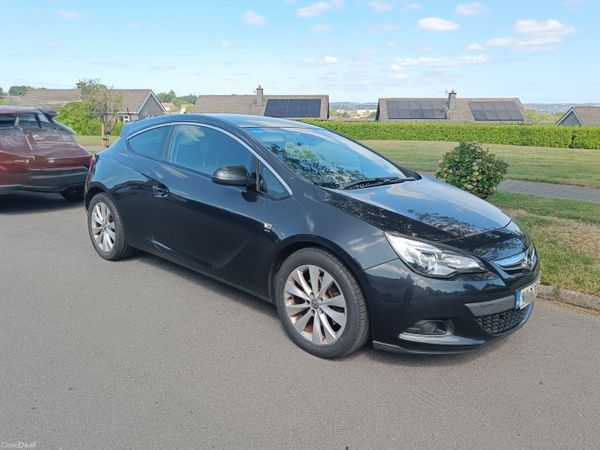 Opel Astra Hatchback, Diesel, 2012, Black