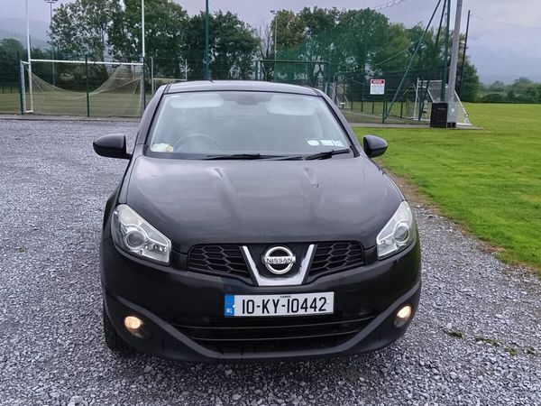 Nissan Qashqai Hatchback, Diesel, 2010, Black