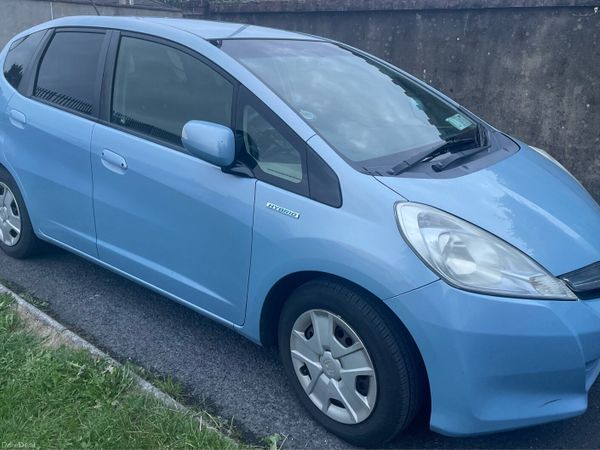 Honda Fit Hatchback, Petrol Hybrid, 2013, Blue