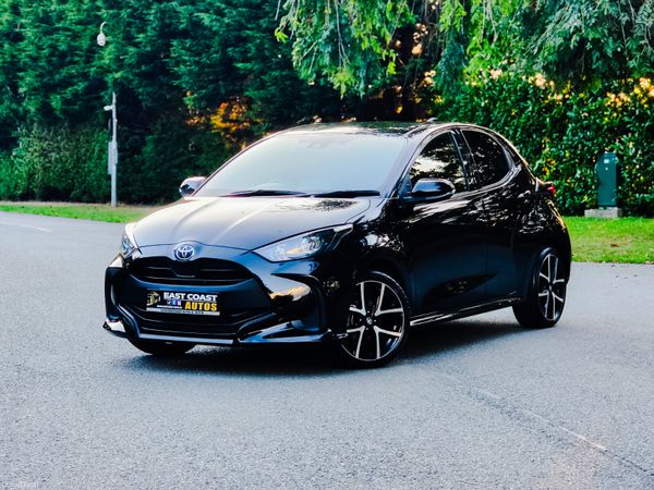 Toyota Yaris Hatchback, Petrol, 2022, Grey